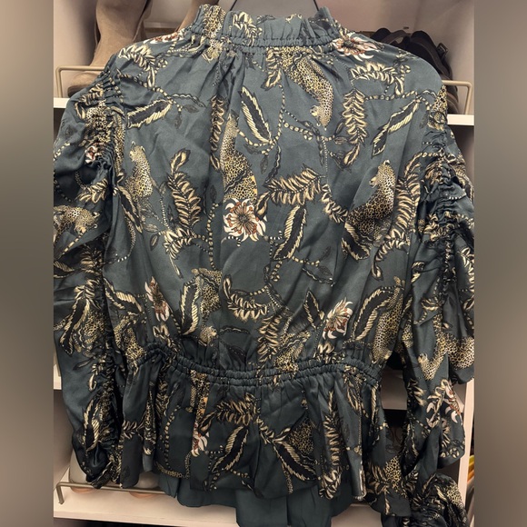 Portobello Mock Neck Silk Top (Color - Cheetah) - Picture 4 of 6